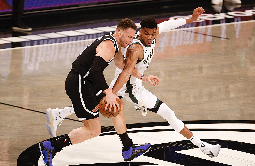 九游游戏-关于赛地聚焦：意大利杯集结日热度飙升，塞维利亚更衣室发声，悬念犹存，轮换策略成焦点的信息