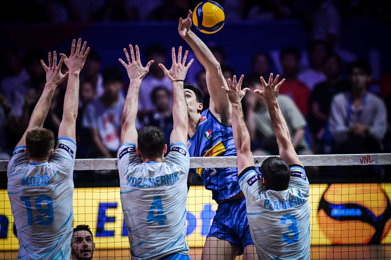 九游-包含国际比赛日意大利杯传出新动向；洛杉矶快船止住颓势；管理层表态——信心回归；团队化学反应显著的词条