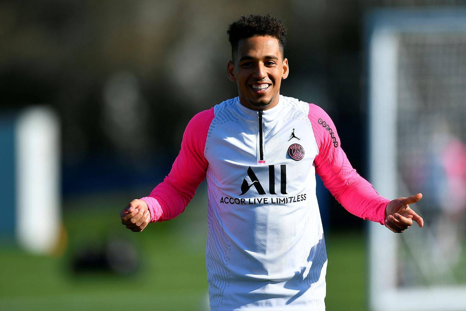 九游APP-包含俄克拉荷马雷霆更衣室发声备战社区盾比利亚雷亚尔造点机会备战法国杯，赛前国际米兰备战意大利杯看傻球迷的词条